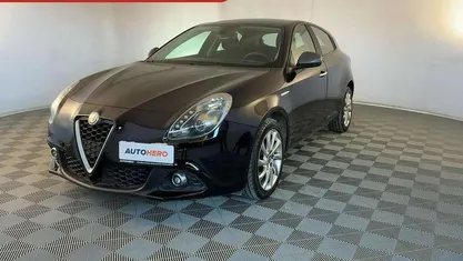 Usata Alfa Romeo Giulietta Super 120 CV (88 kW) 2018 Nero Utilitaria