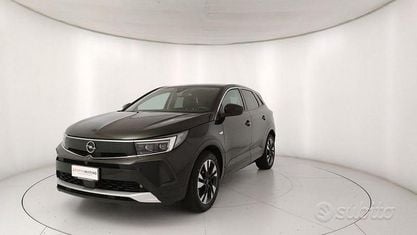 Usata Opel Grandland X Business Elegance 131 CV (96 kW) 2022 Nero SUV