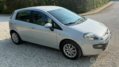 Usata Fiat Punto Evo Dynamic 75 CV (55 kW) 2011 Grigio Utilitaria