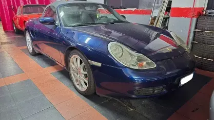 Usata Porsche Boxster 220 CV (161 kW) 2001 Blu Cabrio