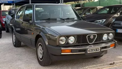 Usata Alfa Romeo Alfetta Quadrifoglio 130 CV (95 kW) 1984 Berlina