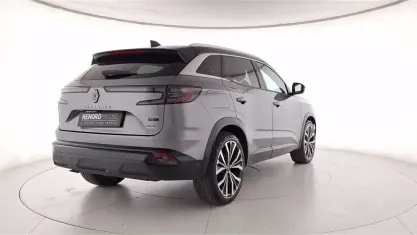 Usata Renault Austral Iconic 200 CV (147 kW) 2023 Grigio SUV