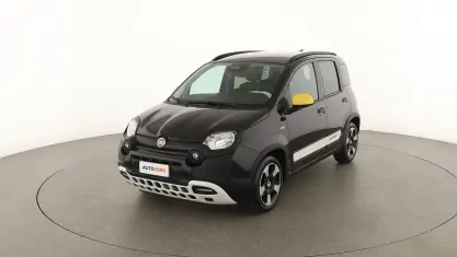 Usata Fiat Panda Cross Cross 69 CV (50 kW) 2024 Nero Utilitaria