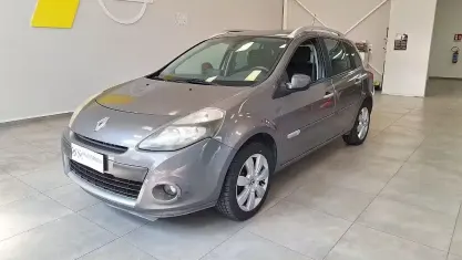Usata Renault Clio Dynamique 101 CV (74 kW) 2009 Grigio Station wagon