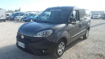 Grigio Usata 2018 Fiat Doblò Monovolume | 9500 € (Buon prezzo)