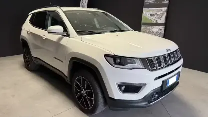 Begagnad Jeep Compass Limited 140 HK (102 kW) 2018 Vit SUV