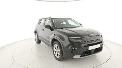 Usata Jeep Avenger Altitude 101 CV (74 kW) 2025 Nero SUV