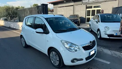 Usata Opel Agila 68 CV (50 kW) 2013 Bianco Utilitaria