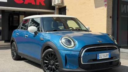 Usata Mini Cooper 136 CV (100 kW) 2021 Bluazzurro Utilitaria