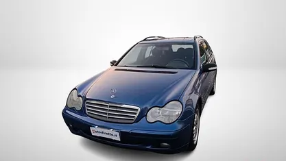 Usata Mercedes C220 Classic 143 CV (105 kW) 2002 Blu Station wagon