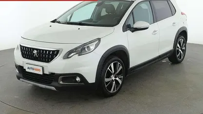 Usata Peugeot 2008 Allure 100 CV (73 kW) 2018 Bianco SUV
