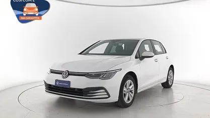 Usata 2022 VW Golf Life Tre volumi | 17.500 € (Super prezzo)