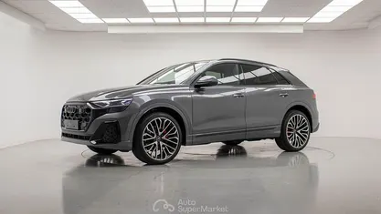 Grigio scuro Nuova 2025 Audi Q8 S-Line SUV | 106.990 €