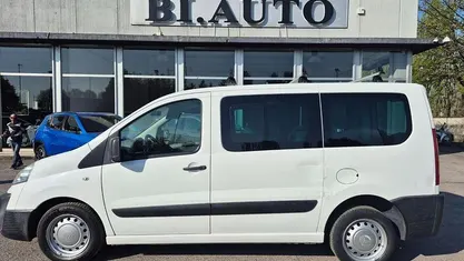 Usata Citroën Jumpy 120 CV (88 kW) 2011 Bianco Monovolume