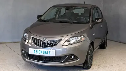 Usata Lancia Ypsilon Gold 70 CV (51 kW) 2023 Utilitaria