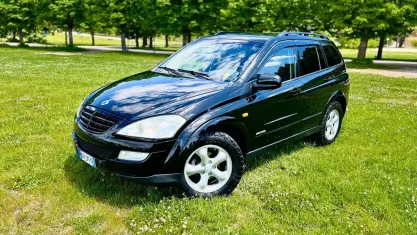 Usata SsangYong Kyron 141 CV (103 kW) 2009 Nero SUV