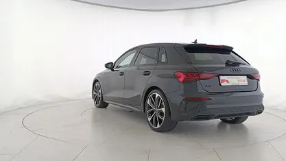 Usata Audi A3 S-Line 150 CV (110 kW) 2023 Nero mito metallizzato Berlina