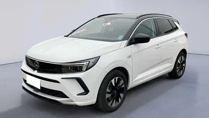 Usata Opel Grandland X Business Elegance 131 CV (96 kW) 2023 SUV