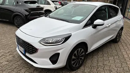 Bianco Usata 2022 Ford Fiesta Due volumi | 11.900 € (Ottimo prezzo)
