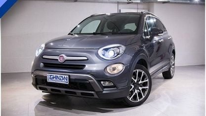 Begagnad Fiat 500X Cross Plus 140 HK (102 kW) 2017 Grå SUV