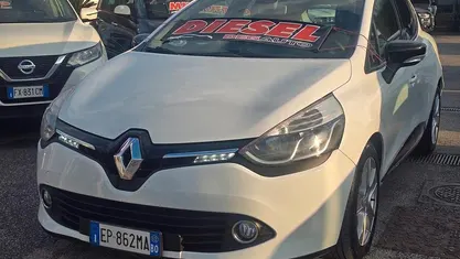 Usata Renault Clio IV 90 CV (66 kW) 2012 Berlina