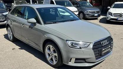 Usata Audi A3 150 CV (110 kW) 2020 Grigio Berlina
