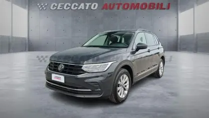 Usata VW Tiguan Life 150 CV (110 kW) 2023 Grigio SUV