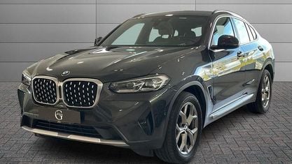 Begagnad BMW X4 M Sport 190 HK (139 kW) 2022 Svart SUV