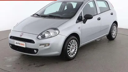 Usata Fiat Punto Street 70 CV (51 kW) 2018 Argento Utilitaria