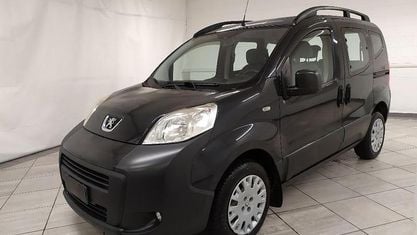 Begagnad Peugeot TePee Outdoor 80 HK (58 kW) 2016 Svart Cab