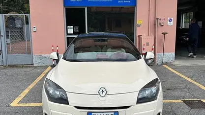 Usata Renault Mégane Cabriolet Floride 110 CV (80 kW) 2012 Beige Cabrio