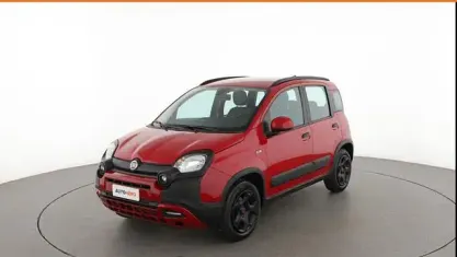 Usata Fiat Panda Cross Cross 69 CV (50 kW) 2022 Rosso Utilitaria