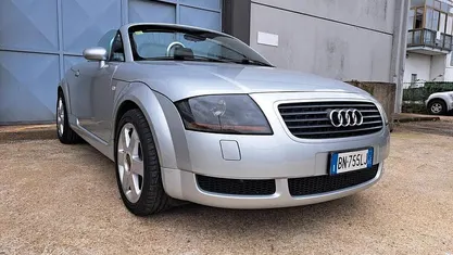 Usata Audi TT Roadster 180 CV (132 kW) 2001 Cabrio