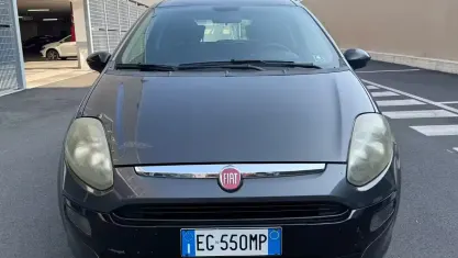 Usata Fiat Punto Evo 69 CV (50 kW) 2011 Grigio Utilitaria