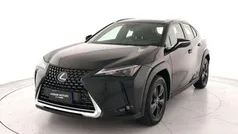 Usata 2022 Lexus UX 250h Business Edition SUV | 20.800 € (Super prezzo)
