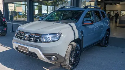 Usata Dacia Duster Extreme 101 CV (74 kW) 2022 Grigio SUV