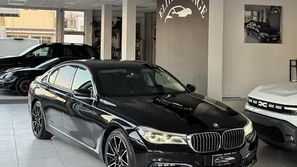 Nero Usata 2016 BMW 730 M Sport Tre volumi | 25.900 € (Cara)