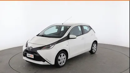 Usata Toyota Aygo X-play 70 CV (51 kW) 2016 Utilitaria