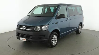 Usata VW Caravelle Trendline 150 CV (110 kW) 2018 Verde Monovolume