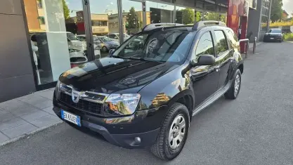 Gebraucht Dacia Duster Lauréate 107 PS (78 kW) 2011 Schwarz SUV
