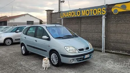 Usata Renault Scénic Dynamique 107 CV (78 kW) 2002 Monovolume