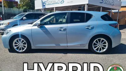 Usata Lexus CT200h Luxury Line 99 CV (72 kW) 2011 Berlina