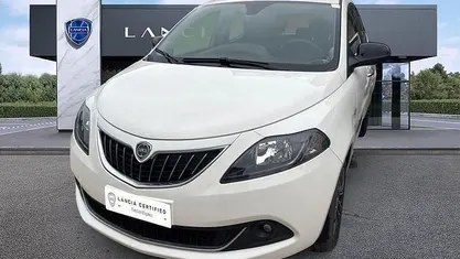 Usata Lancia Ypsilon 70 CV (51 kW) 2024 Utilitaria