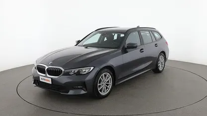 Usata BMW 320e Advantage 190 CV (139 kW) 2020 Grigio