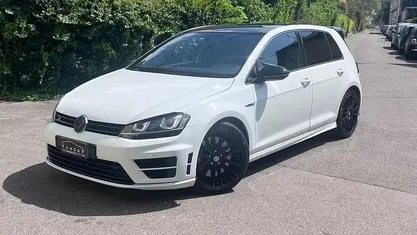 Usata VW Golf VII R 300 CV (220 kW) 2015 Berlina