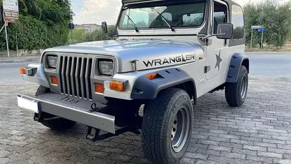 Grigio Usata 1990 Jeep Wrangler Laredo SUV | 11.000 €