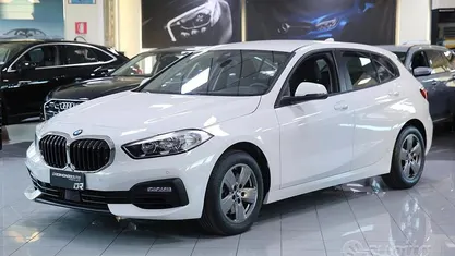 Begagnad BMW 116 Advantage 109 HK (80 kW) 2021 Vit Halvkombi