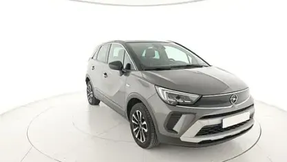 Usata Opel Crossland Elegance 110 CV (80 kW) 2024 Grigio scuro SUV