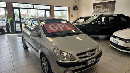 Usata Hyundai Getz 97 CV (71 kW) 2007 Argento Utilitaria