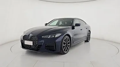 Usata BMW 420 M Sport 190 CV (139 kW) 2025 Blu/azzurro Utilitaria